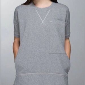 Lululemon Mudra Short sleeve sweatshirt Women’s Size 6 Dark Grey